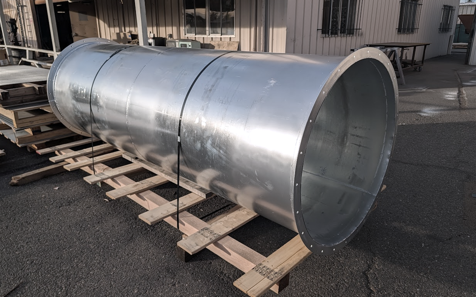 Welded galvanized duct and fittings